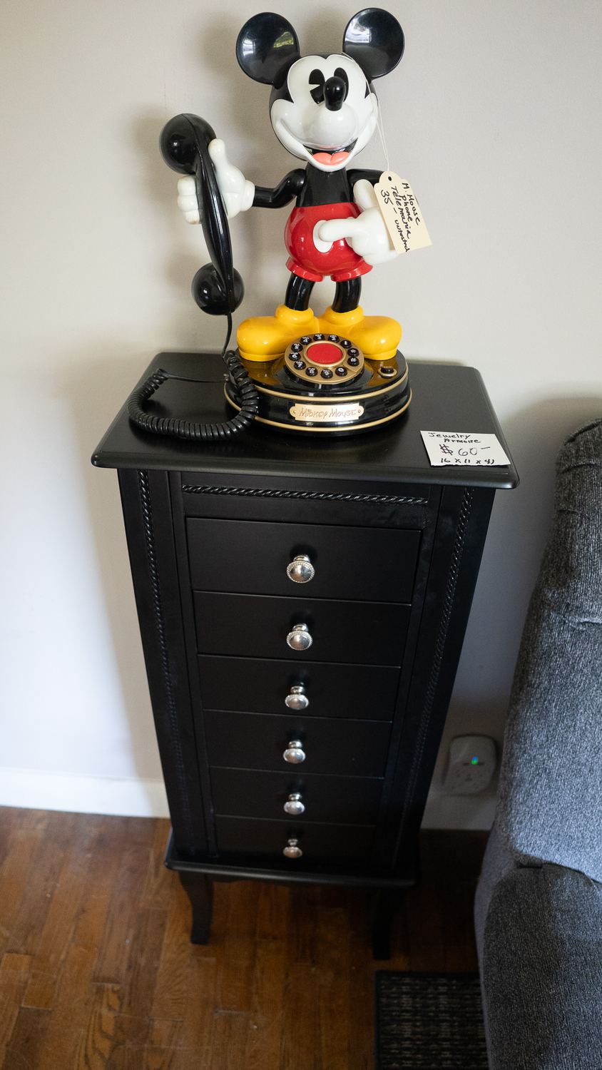 186 Hamilton St estate sale item 7