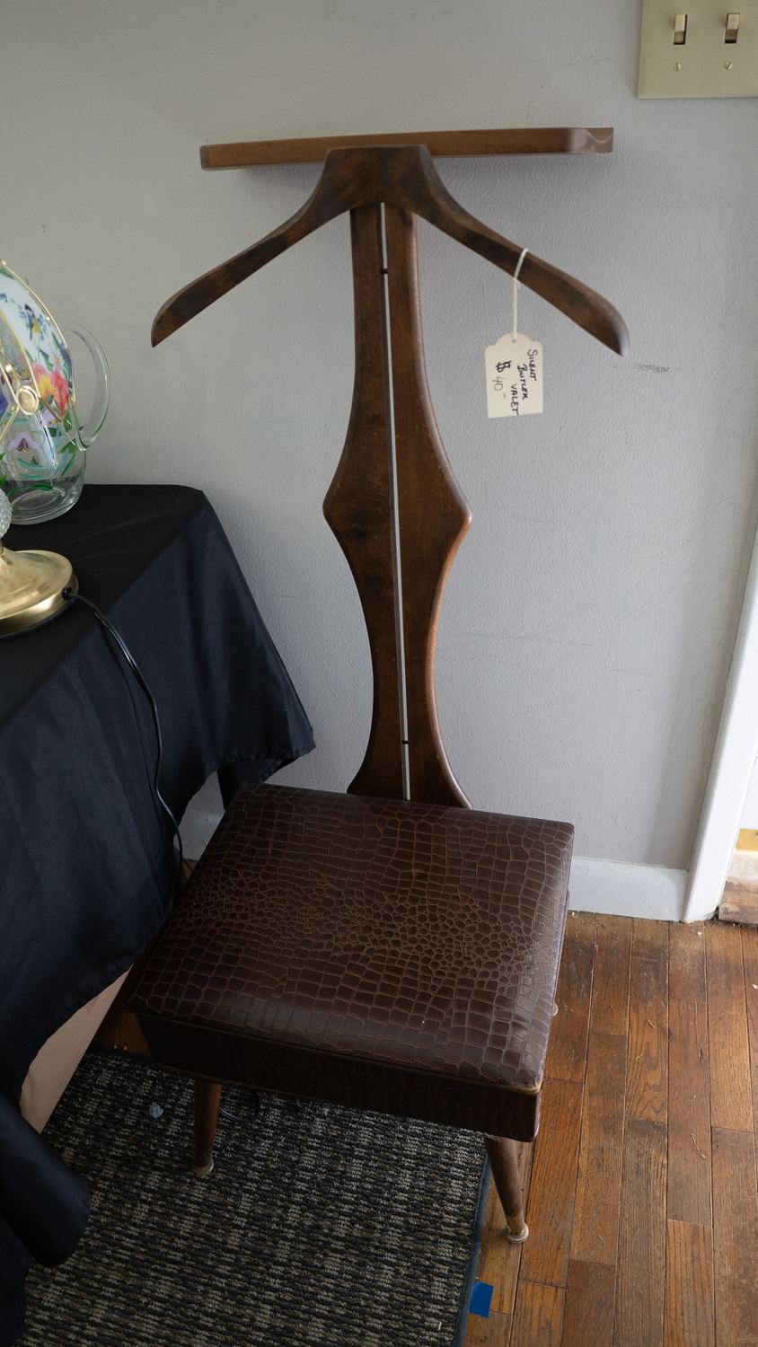 186 Hamilton St estate sale item 28