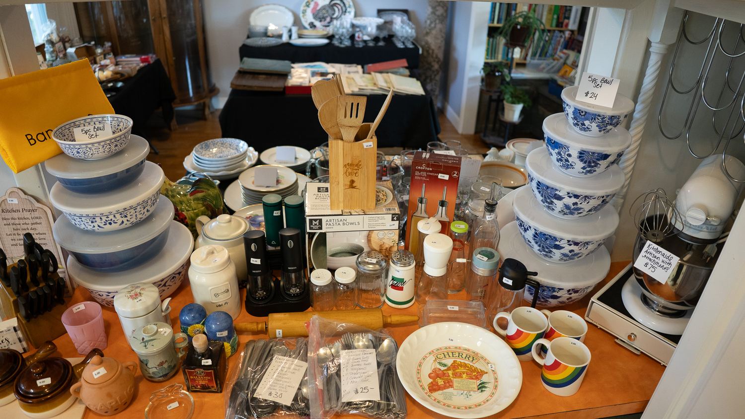 186 Hamilton St estate sale item 45