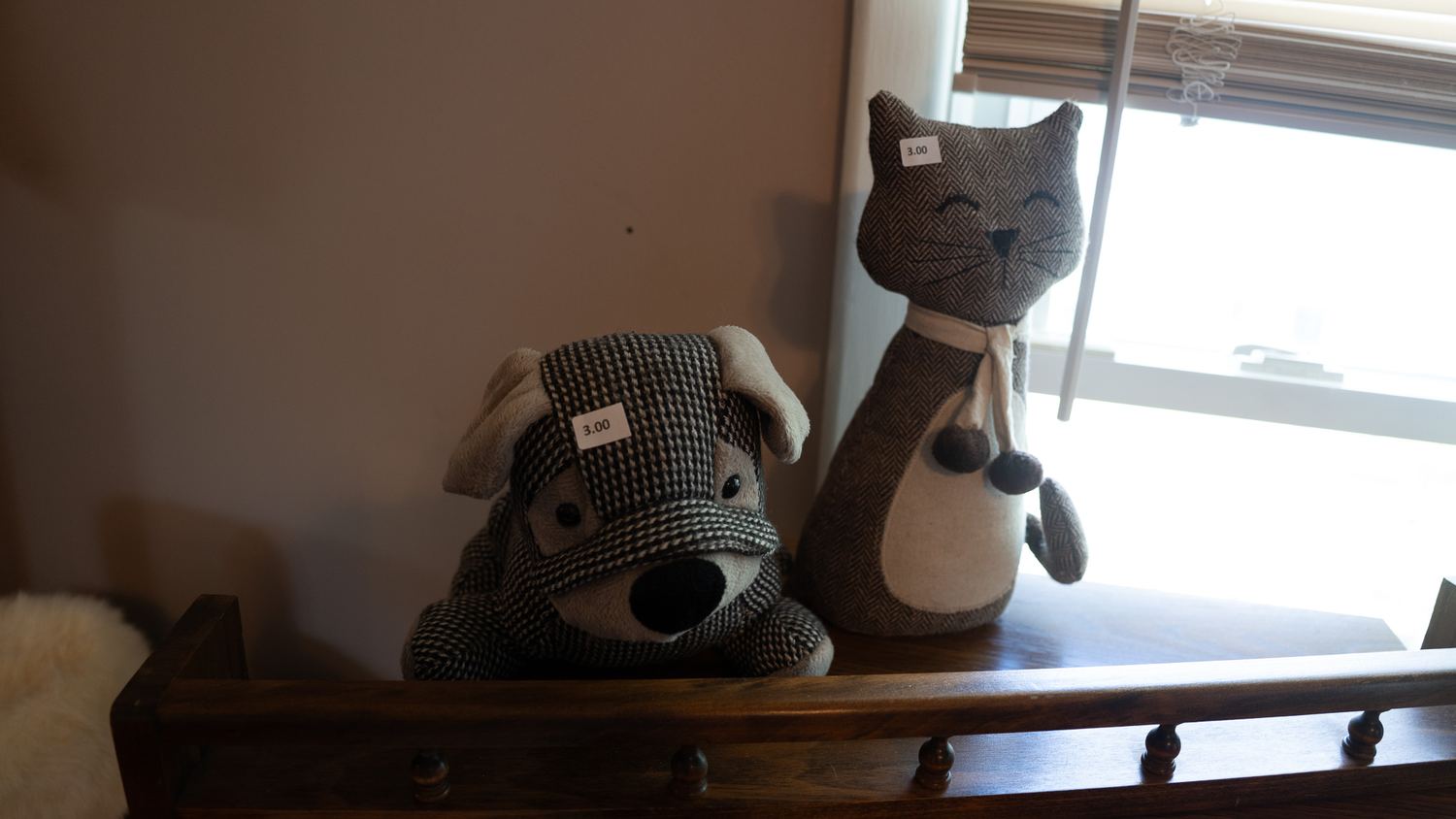 186 Hamilton St estate sale item 106