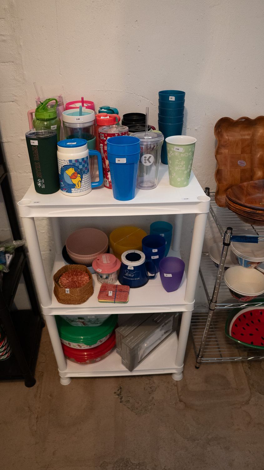 186 Hamilton St estate sale item 152