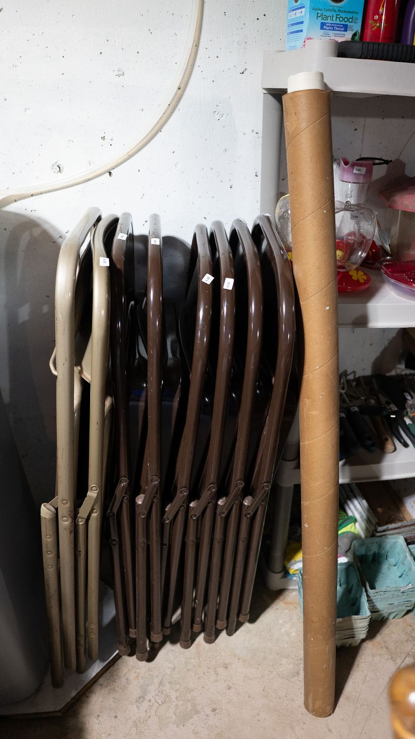 186 Hamilton St estate sale item 177