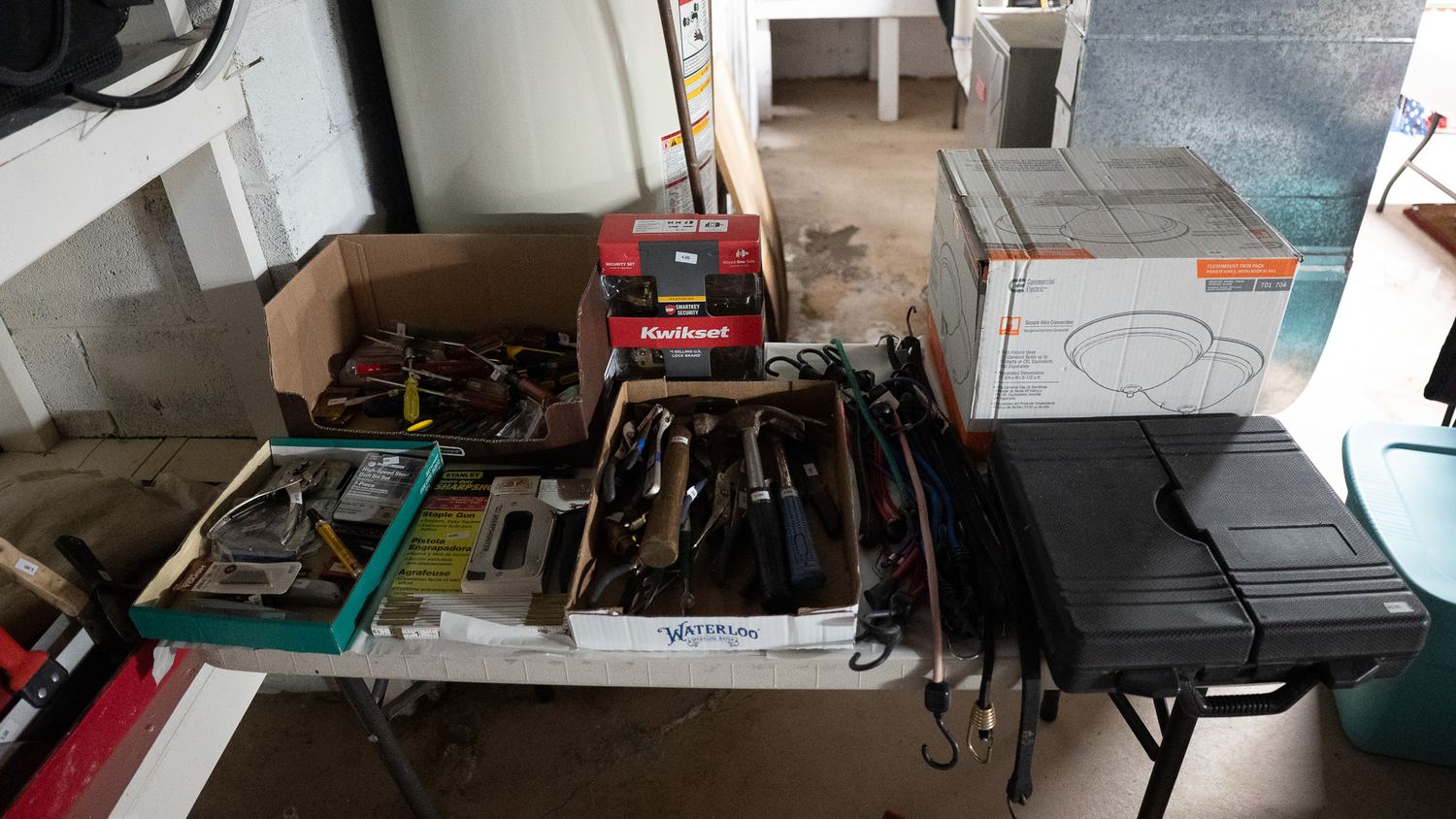 186 Hamilton St estate sale item 203
