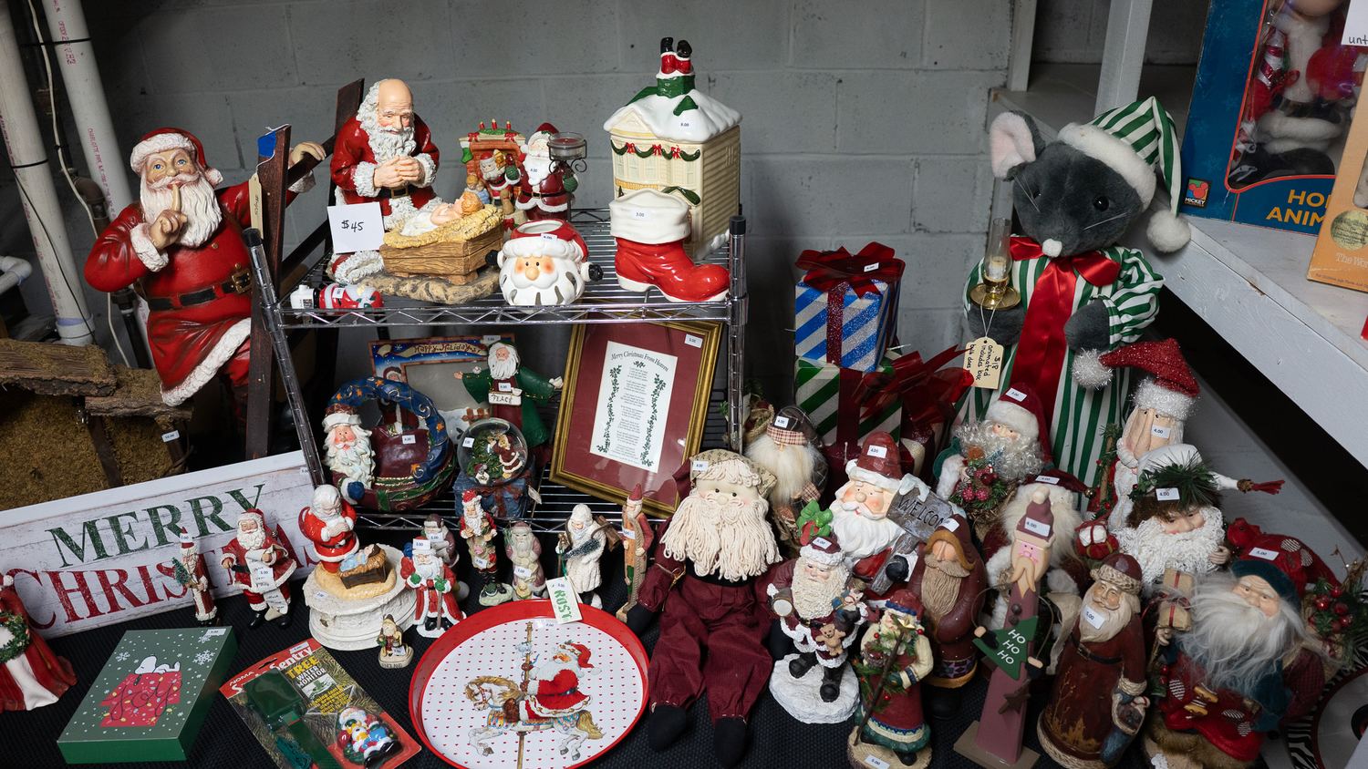 186 Hamilton St estate sale item 224