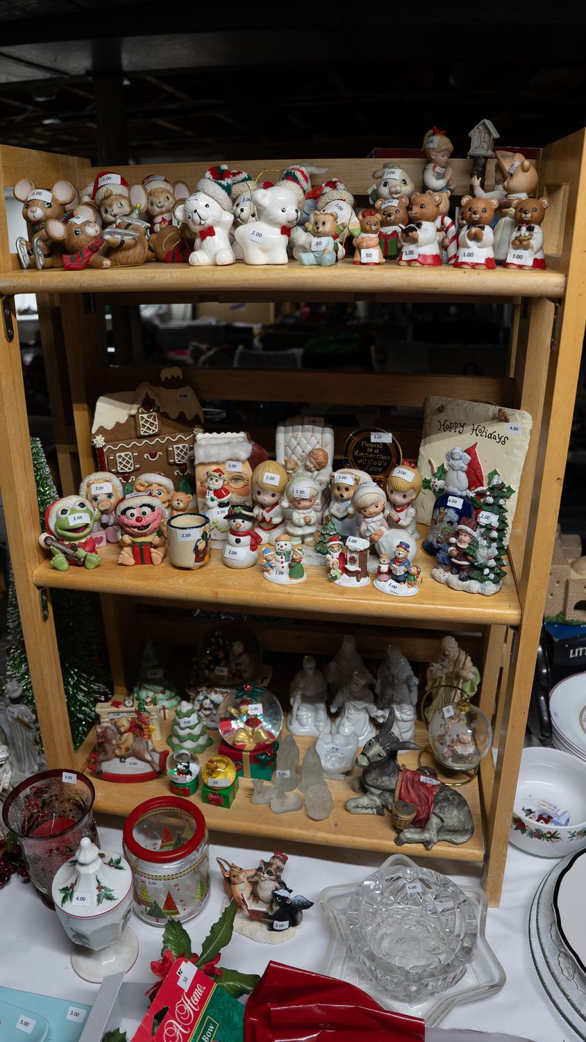 186 Hamilton St estate sale item 235