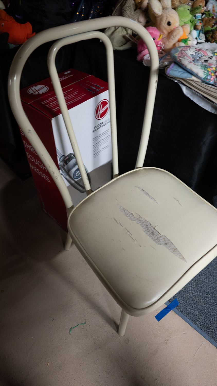 186 Hamilton St estate sale item 244