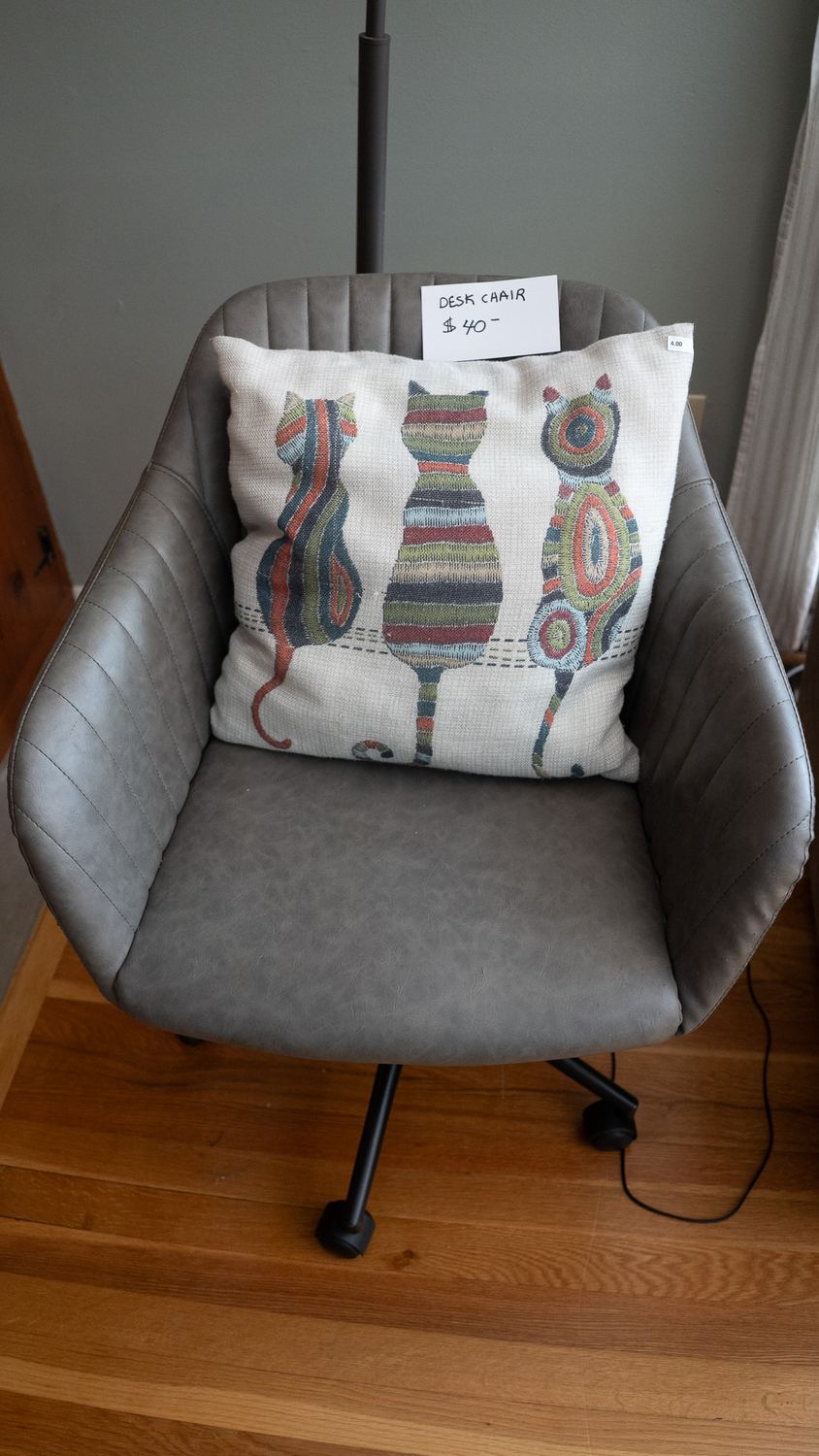 2815 Upper Dr estate sale item 5