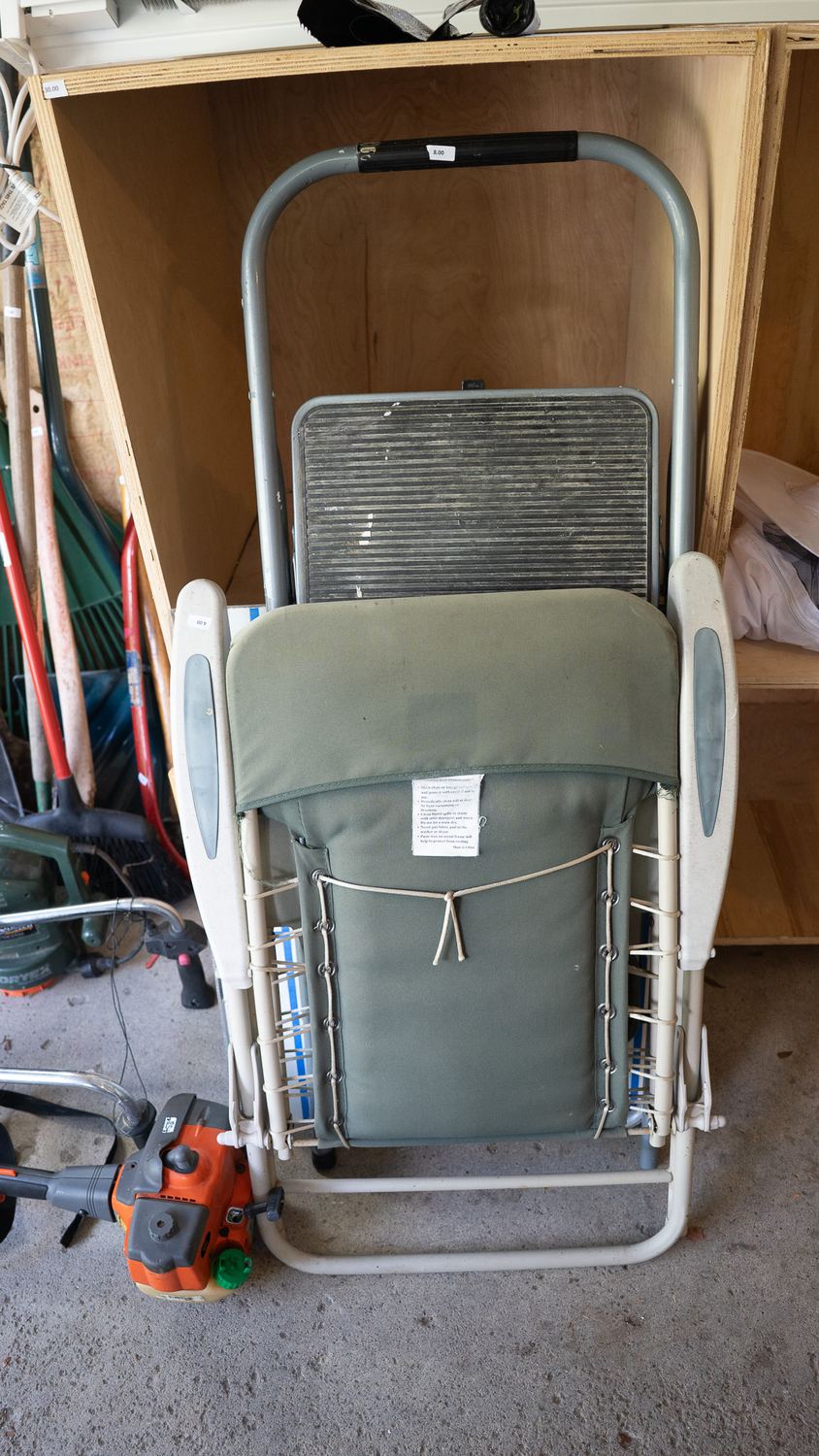 2815 Upper Dr estate sale item 141